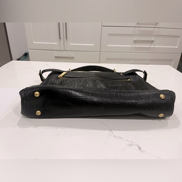 BCBG MaxAzria Gorgeous Leather Black Satchel Purse - Picture 10 of 15